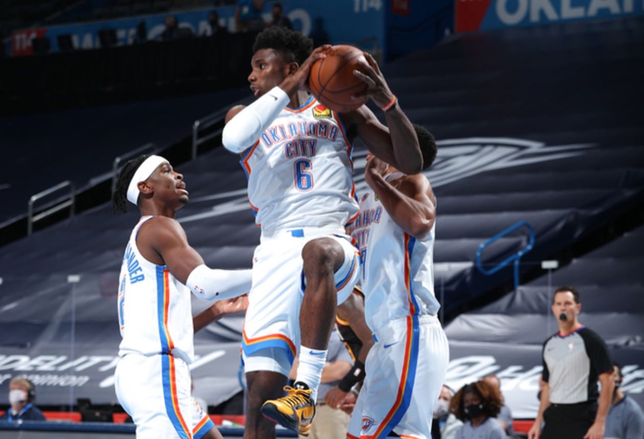 日本男篮强势爵士,哈里斯制霸全场 日本男篮强势爵士,哈里斯制霸全场