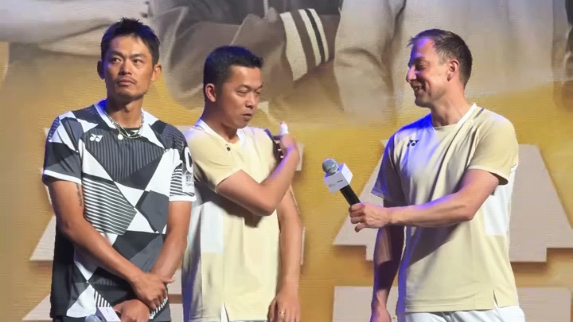 英格兰羽毛球队力克马来西亚羽毛球队，陶菲克绝境逆转的简单介绍