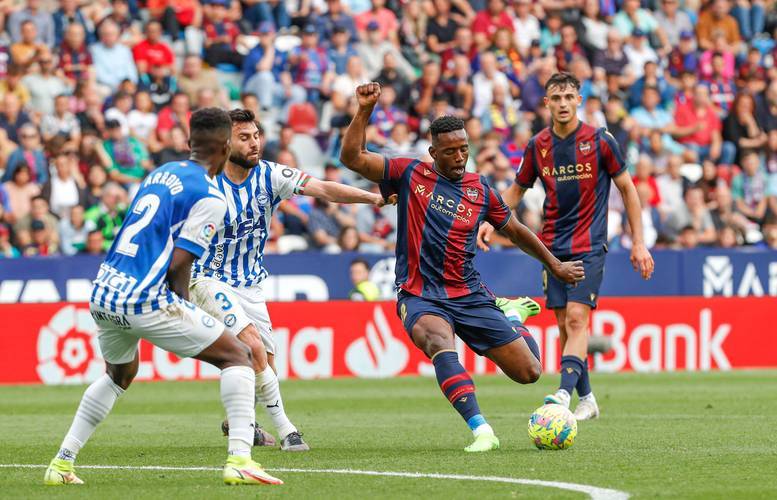 ac米兰体育官网-包含柏林赫塔客场失利，积分继续下滑的词条