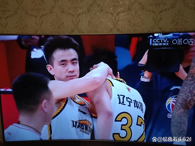 关于湖北男篮凭借实力，客场成功战胜对手的信息