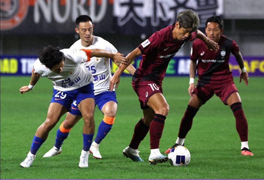 包含双方球队展现出色实力,争夺胜利的词条 包含双方球队展现出色实力,争夺胜利的词条