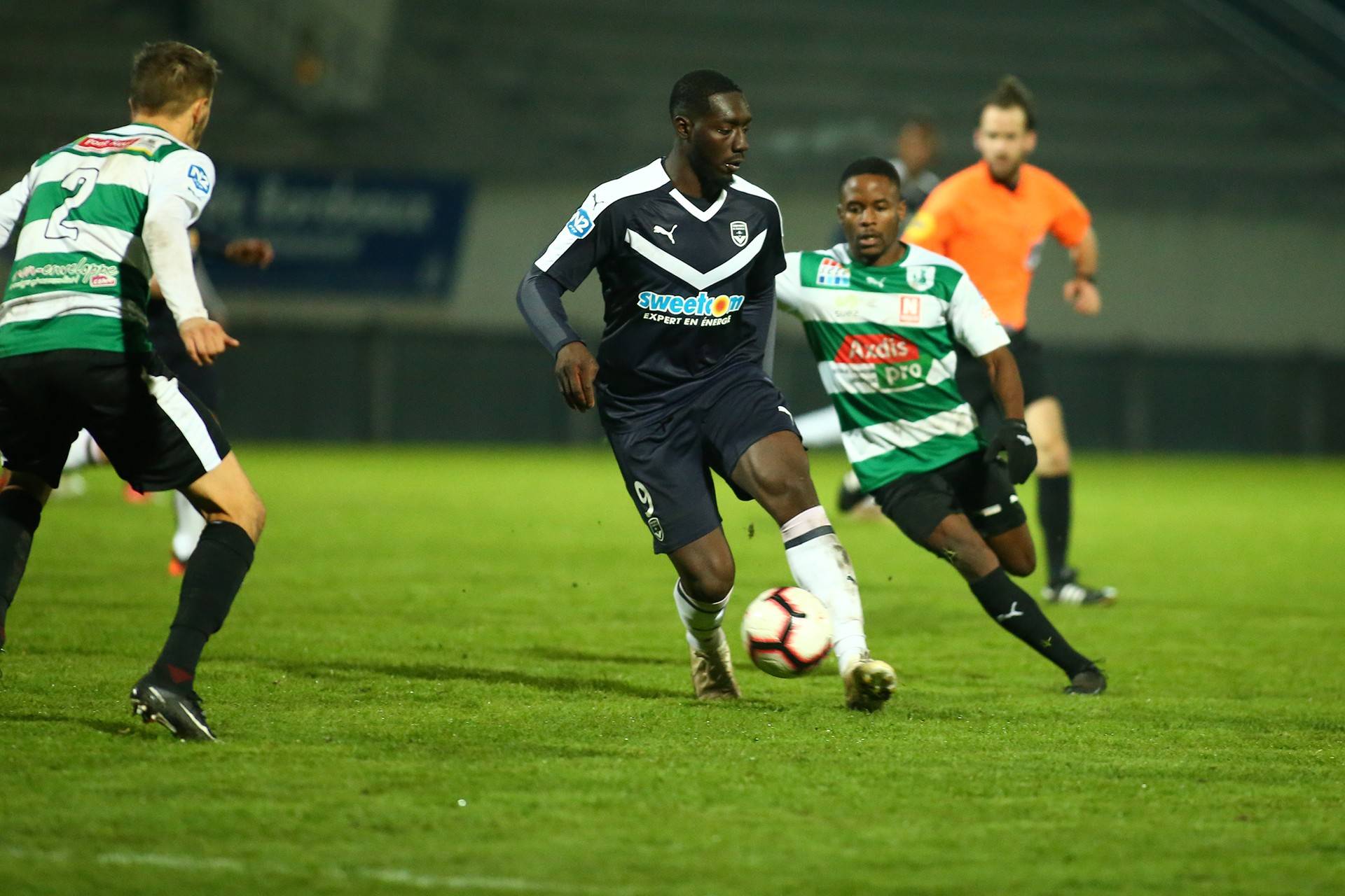 中国米兰体育-尼斯连胜被终结，波尔多客场大捷