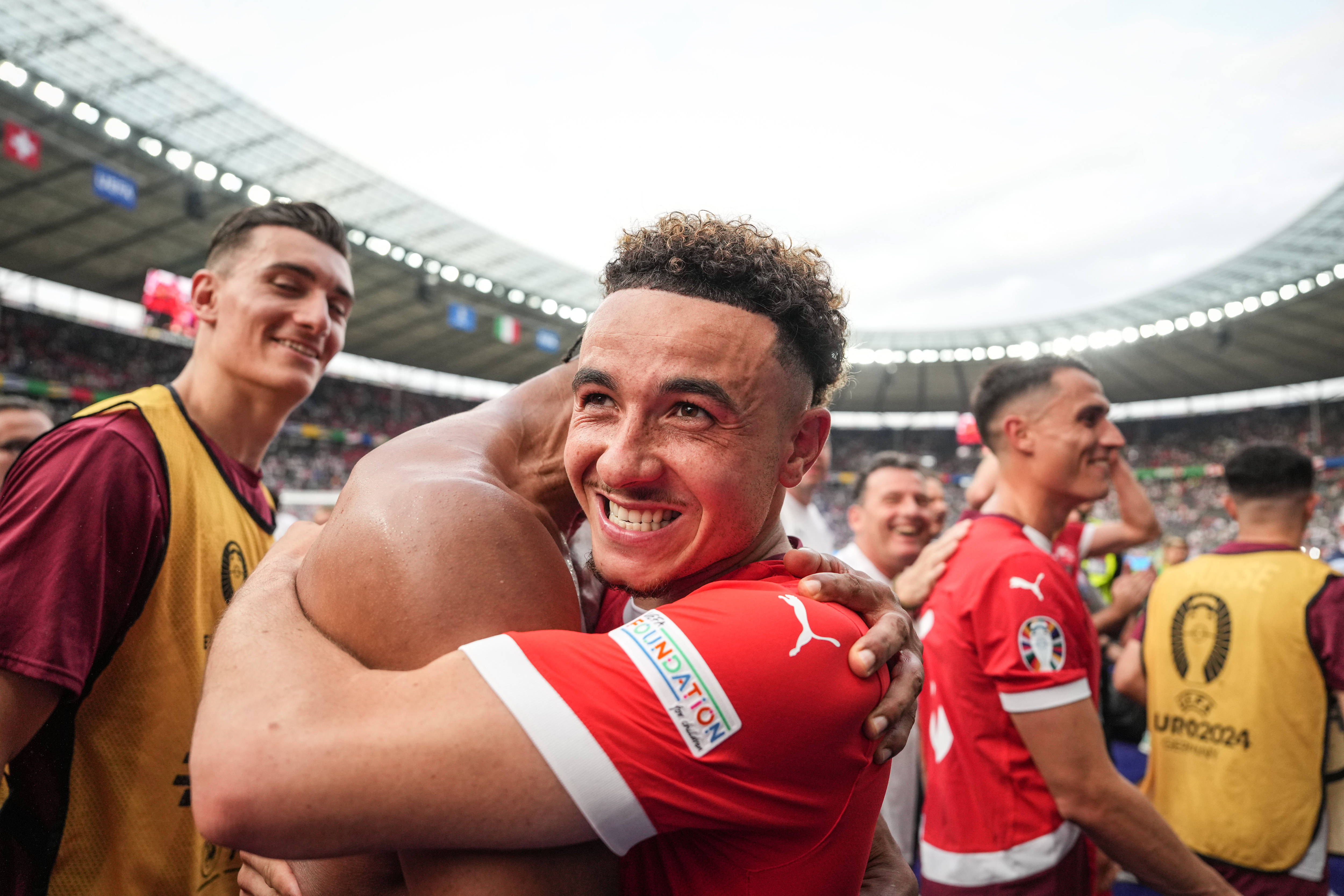 米兰捕鱼-包含比利时将对阵意大利，争夺决赛名额的词条