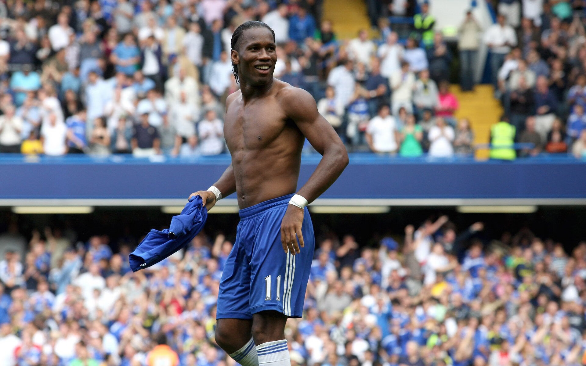 掘金对阵辽宁队，武切维奇展现巨星价值